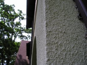 Dash on stucco in Chevy Chase
